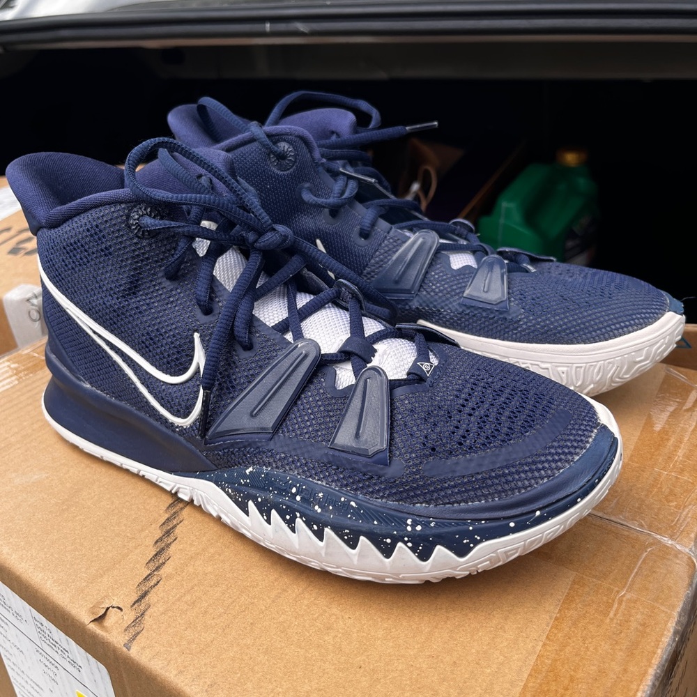 Nike Navy Blue KYRIE Basketball Shoes